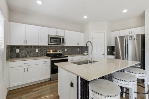 Villa ou maison à vendre à Haines City, Floride: 5 chambres, 226.96 m2 № 2096997 - photo 13