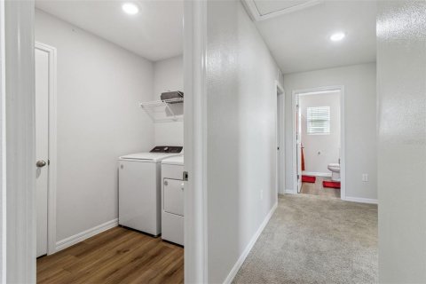 Villa ou maison à vendre à Haines City, Floride: 5 chambres, 226.96 m2 № 2096997 - photo 27