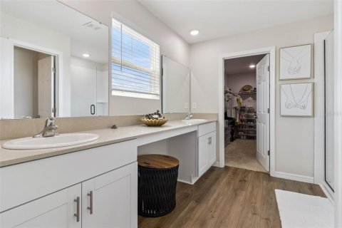Villa ou maison à vendre à Haines City, Floride: 5 chambres, 226.96 m2 № 2096997 - photo 28