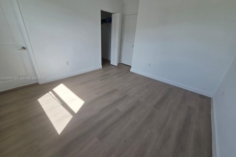 House in Homestead, Florida 3 bedrooms, 143.53 sq.m. № 2068018 - photo 19