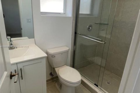 House in Homestead, Florida 3 bedrooms, 143.53 sq.m. № 2068018 - photo 9