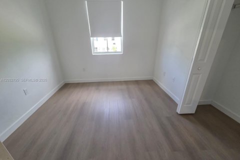 House in Homestead, Florida 3 bedrooms, 143.53 sq.m. № 2068018 - photo 14