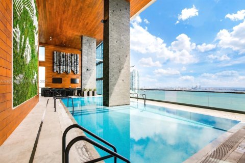 Copropriété à vendre à Miami, Floride: 2 chambres, 104.7 m2 № 2257163 - photo 27