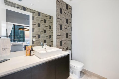 Copropriété à vendre à Miami, Floride: 2 chambres, 104.7 m2 № 2257163 - photo 11