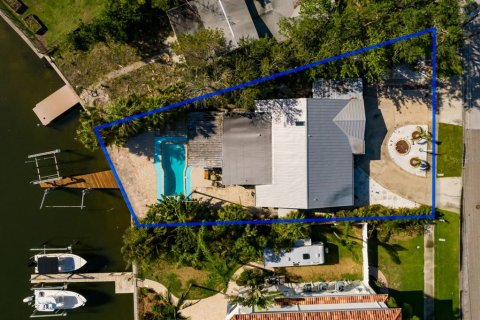Casa en venta en Saint Petersburg, Florida, 3 dormitorios, 157 m2 № 1744481 - foto 3