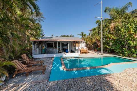 Casa en venta en Saint Petersburg, Florida, 3 dormitorios, 157 m2 № 1744481 - foto 4