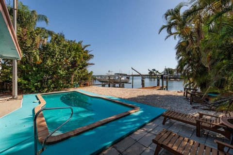 Casa en venta en Saint Petersburg, Florida, 3 dormitorios, 157 m2 № 1744481 - foto 6