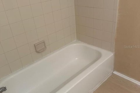 Condo in Orlando, Florida, 1 bedroom  № 1439042 - photo 9