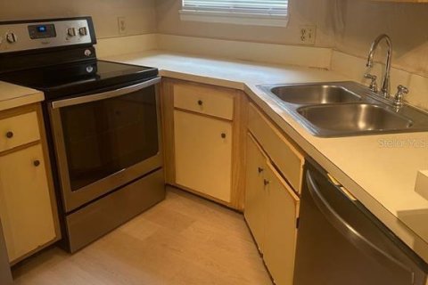 Condo in Orlando, Florida, 1 bedroom  № 1439042 - photo 4