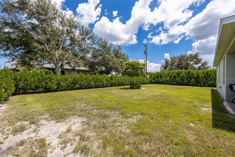 Casa en venta en Cape Coral, Florida, 3 dormitorios, 162.3 m2 № 1901237 - foto 26