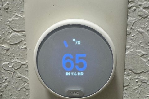 Condominio en alquiler en Miramar, Florida, 3 dormitorios, 138.52 m2 № 1970732 - foto 9