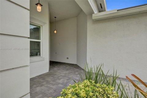 Casa en venta en Port St. Lucie, Florida, 4 dormitorios, 209.4 m2 № 2248214 - foto 5