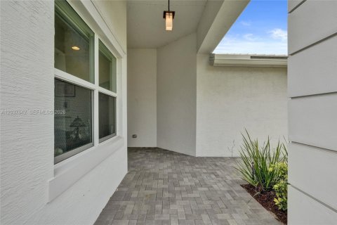 Casa en venta en Port St. Lucie, Florida, 4 dormitorios, 209.4 m2 № 2248214 - foto 4