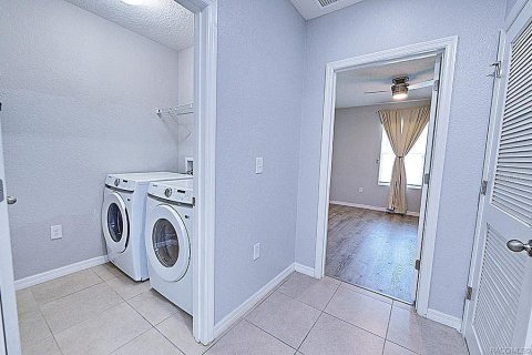 Villa ou maison à vendre à Beverly Hills, Floride: 4 chambres, 166.39 m2 № 1913263 - photo 13