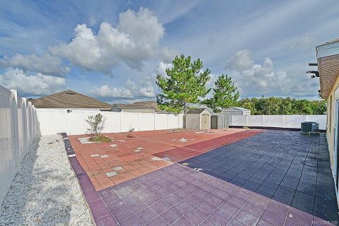 Villa ou maison à vendre à Beverly Hills, Floride: 4 chambres, 166.39 m2 № 1913263 - photo 7