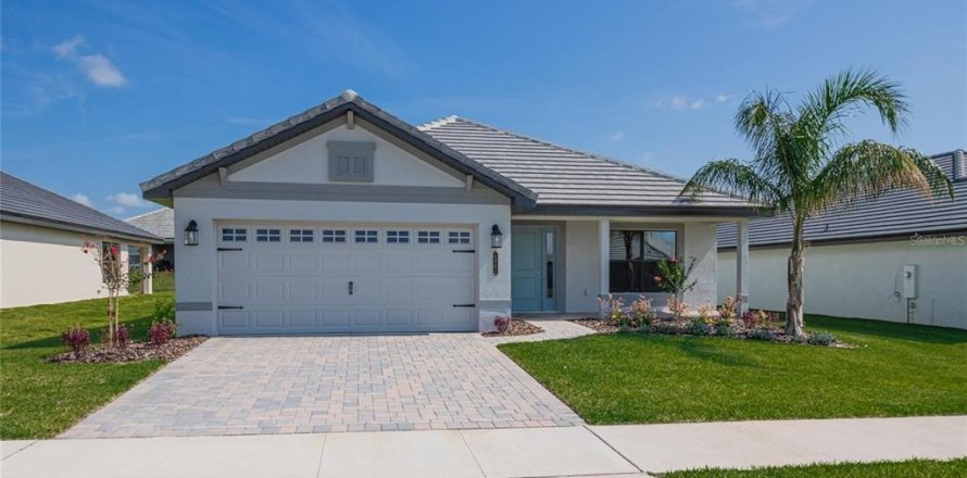 House in Auburndale, Florida 4 bedrooms, 204.38 sq.m. № 1778537