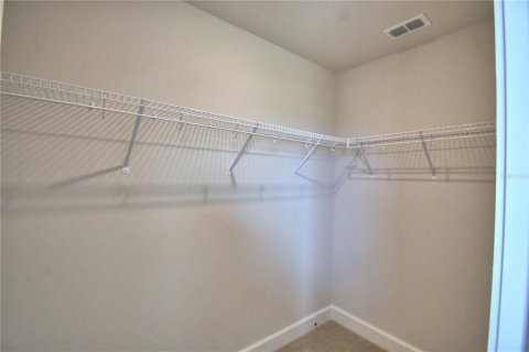 House in Auburndale, Florida 4 bedrooms, 204.38 sq.m. № 1778537 - photo 27