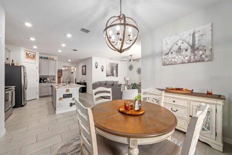 Villa ou maison à vendre à Grand Island, Floride: 3 chambres, 147.99 m2 № 1916009 - photo 13