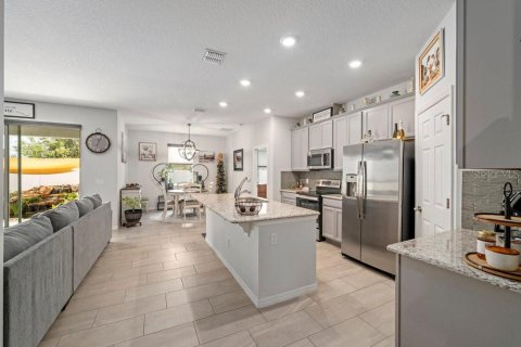Villa ou maison à vendre à Grand Island, Floride: 3 chambres, 147.99 m2 № 1916009 - photo 3