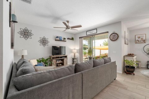 Villa ou maison à vendre à Grand Island, Floride: 3 chambres, 147.99 m2 № 1916009 - photo 9