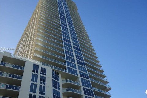 Снять в аренду кондоминиум в Санни-Айлс-Бич, Флорида 2 спальни, 132.2м2, № 1935200 - фото 13