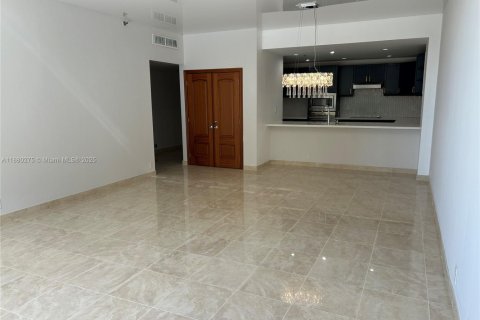 Снять в аренду кондоминиум в Ки-Бискейн, Флорида 2 спальни, 142.33м2, № 2017029 - фото 4