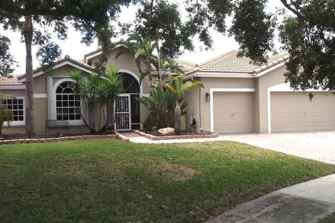House in Wellington, Florida 5 bedrooms, 280.01 sq.m. № 2186509