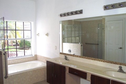 Casa en venta en Wellington, Florida, 5 dormitorios, 280.01 m2 № 2186509 - foto 18