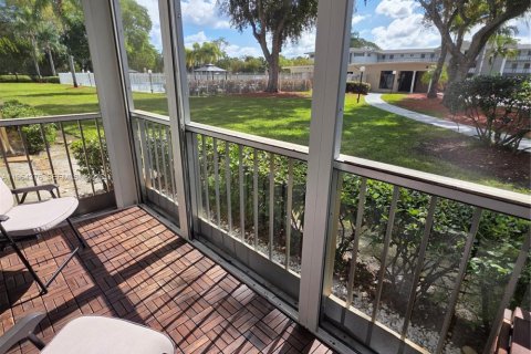 Condo in Hollywood, Florida, 2 bedrooms  № 2026777