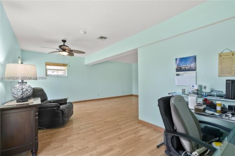 Villa ou maison à vendre à Homestead, Floride: 3 chambres, 167.97 m2 № 2044681 - photo 5