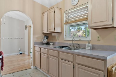 Villa ou maison à vendre à Homestead, Floride: 3 chambres, 167.97 m2 № 2044681 - photo 17