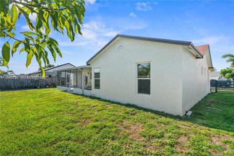 Villa ou maison à vendre à Homestead, Floride: 3 chambres, 167.97 m2 № 2044681 - photo 22
