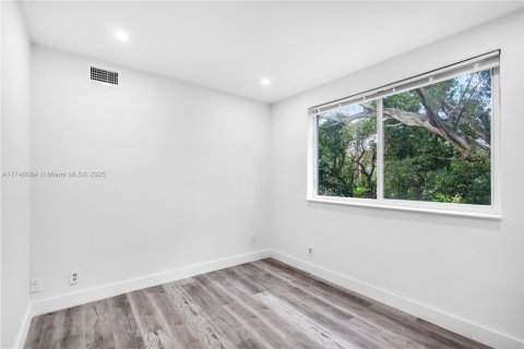Appartement à louer à Miami, Floride: 2 chambres, 60.39 m2 № 1874619 - photo 4