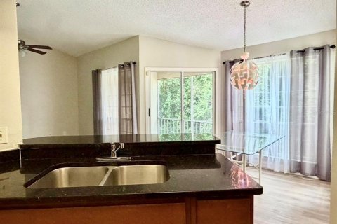 Copropriété à louer à Orlando, Floride: 2 chambres, 100.33 m2 № 2325151 - photo 13