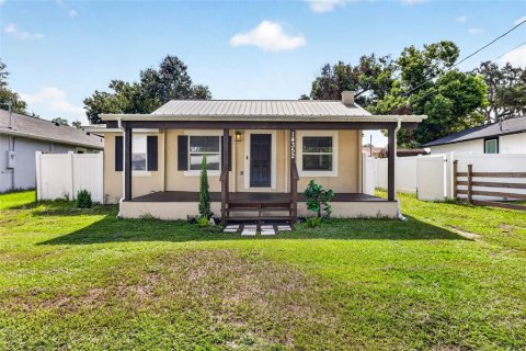 House in Dade City, Florida 2 bedrooms, 67.26 sq.m. № 2236345