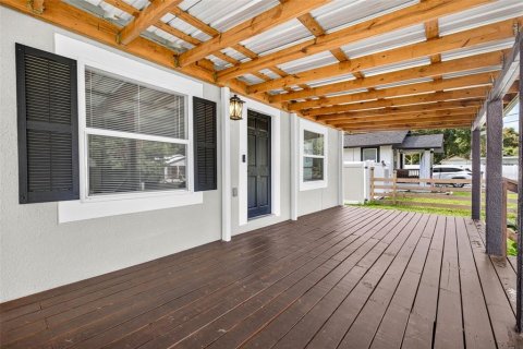 Villa ou maison à vendre à Dade City, Floride: 2 chambres, 67.26 m2 № 2236345 - photo 2
