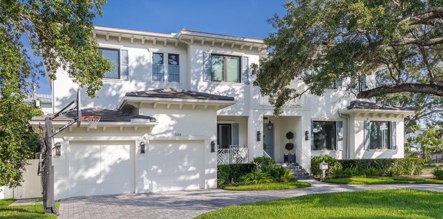 Casa en Tampa, Florida 6 dormitorios, 583.05 m2 № 1781348