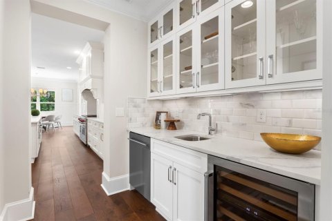 Купить виллу или дом в Тампа, Флорида 3 комнаты, 583.05м2, № 1781348 - фото 18