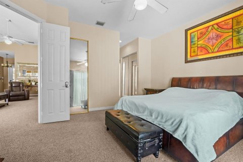 House in Port St. Lucie, Florida 3 bedrooms, 185.8 sq.m. № 2086801 - photo 21