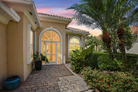 House in Port St. Lucie, Florida 3 bedrooms, 185.8 sq.m. № 2086801 - photo 7
