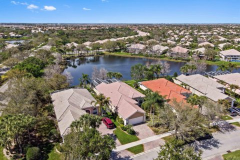 House in Port St. Lucie, Florida 3 bedrooms, 185.8 sq.m. № 2086801