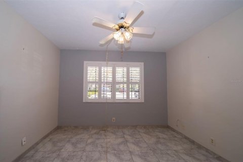 Condo in Port Charlotte, Florida, 2 bedrooms  № 1869114 - photo 18