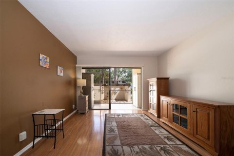 Condo in Port Charlotte, Florida, 2 bedrooms  № 1869114 - photo 4