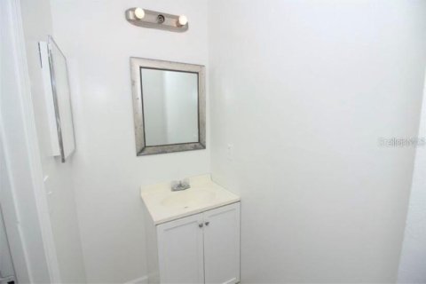 Townhouse in Orlando, Florida 3 bedrooms, 112.97 sq.m. № 1825155 - photo 20