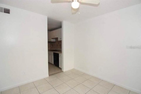 Townhouse in Orlando, Florida 3 bedrooms, 112.97 sq.m. № 1825155 - photo 5