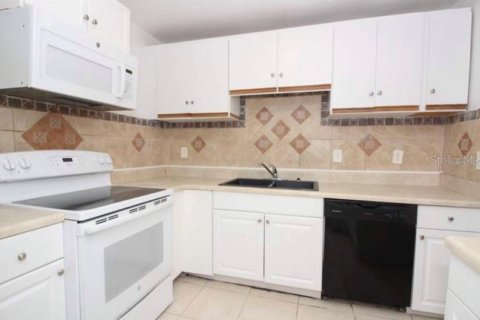 Townhouse in Orlando, Florida 3 bedrooms, 112.97 sq.m. № 1825155 - photo 7
