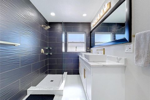 Casa en venta en Clearwater, Florida, 3 dormitorios, 125.98 m2 № 2212202 - foto 14