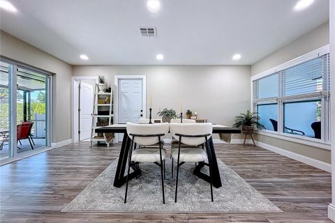 Casa en venta en Clearwater, Florida, 3 dormitorios, 125.98 m2 № 2212202 - foto 7