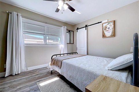 Casa en venta en Clearwater, Florida, 3 dormitorios, 125.98 m2 № 2212202 - foto 17