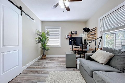 Casa en venta en Clearwater, Florida, 3 dormitorios, 125.98 m2 № 2212202 - foto 19